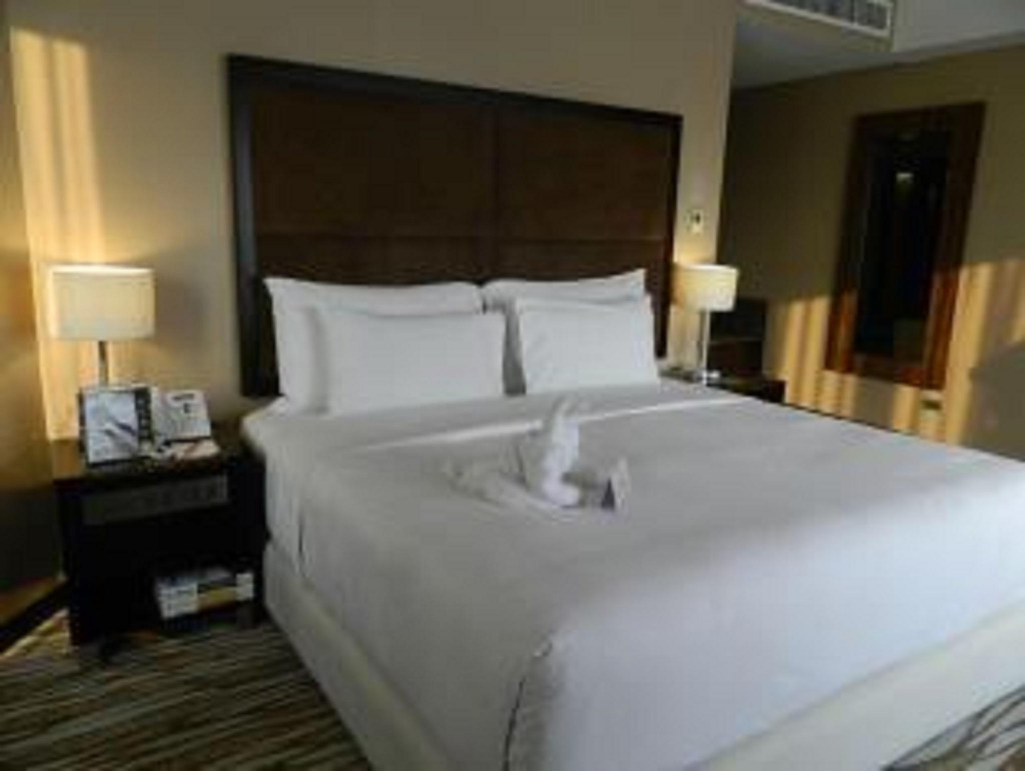 Acacia Hotel Manila Muntinlupa City Exterior foto