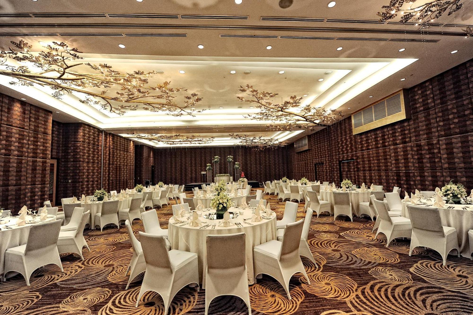 Acacia Hotel Manila Muntinlupa City Exterior foto